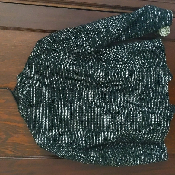 Chico's Black, Gray & White Long Sleeve Open Business Blazer Size Medium - Picture 7 of 10